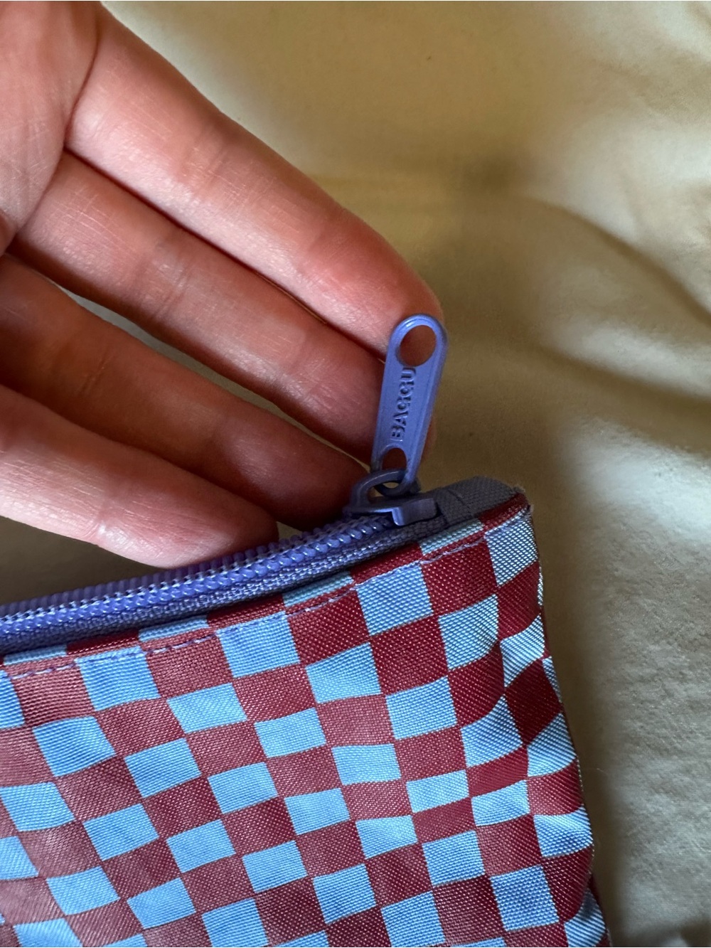 EUC BAGGU Large Checkered Go Pouch - Picture 5 of 5